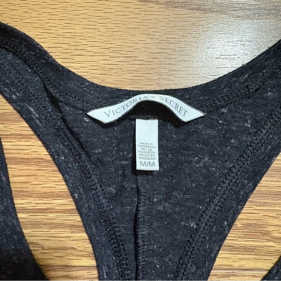 Victoria’s Secret Tank Medium - Picture 3 of 8